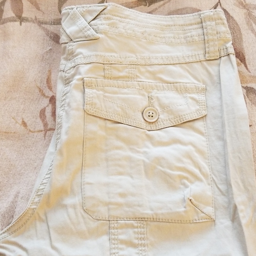 Beige Cargo Capris